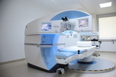 Augenlasersystem im Laser-OP-Saal des Worldeye Zentrums (Archivbild)